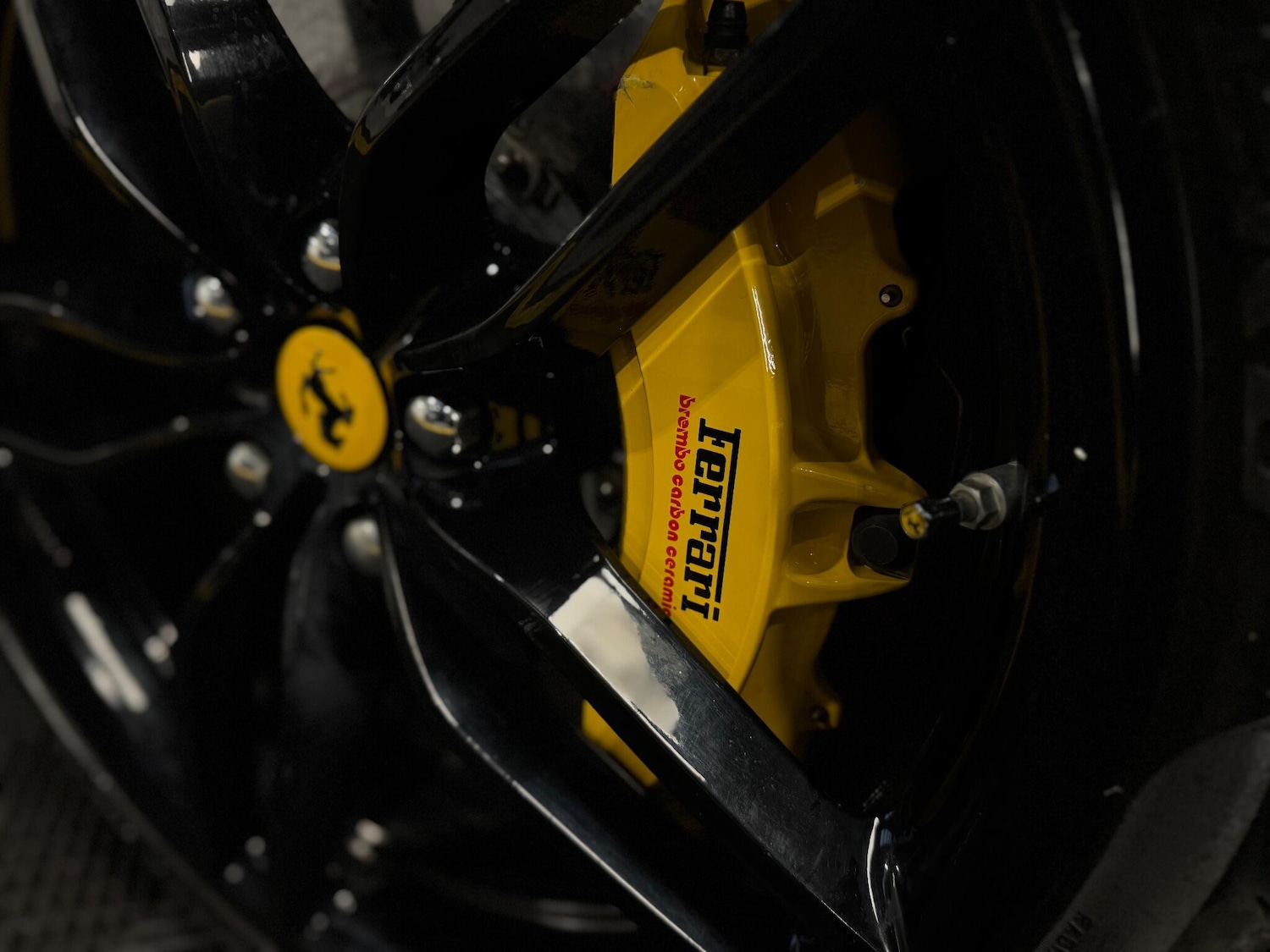 Used Ferrari FF 2012 for sale - 77174622: Photo 17