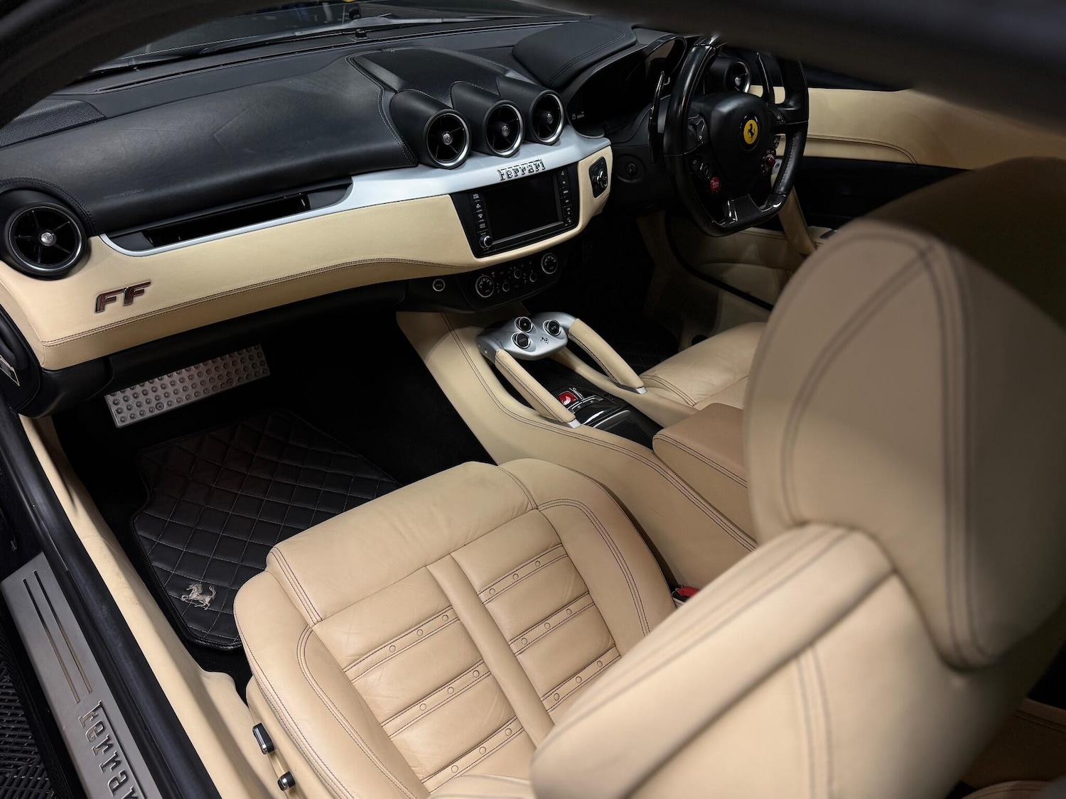 Used Ferrari FF 2012 for sale - 77174622: Photo 20