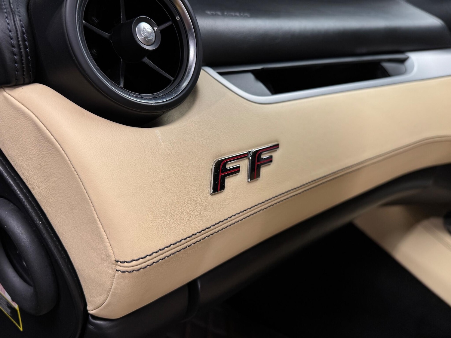 Used Ferrari FF 2012 for sale - 77174622: Photo 28