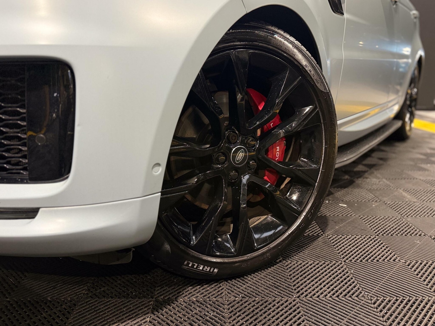 Used Land Rover Range Rover Sport 2020 for sale - 77469027: Photo 2