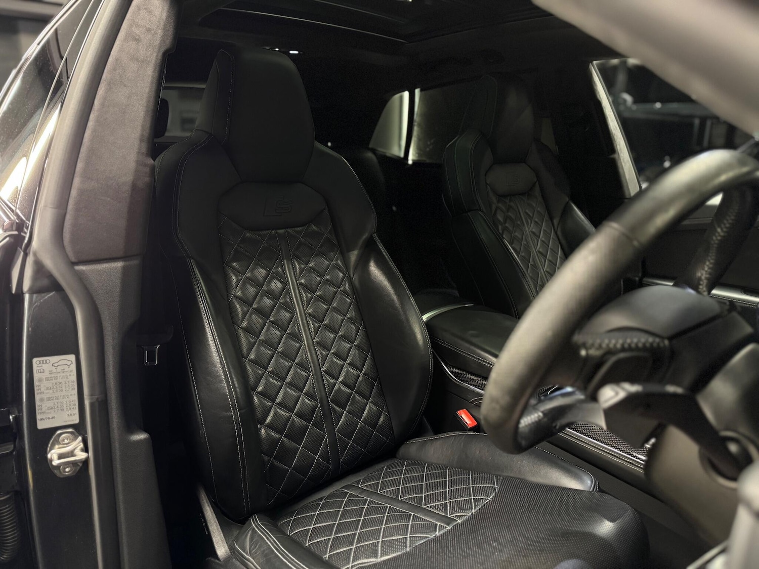 Used Audi SQ8 2019 for sale - 76975585: Photo 16