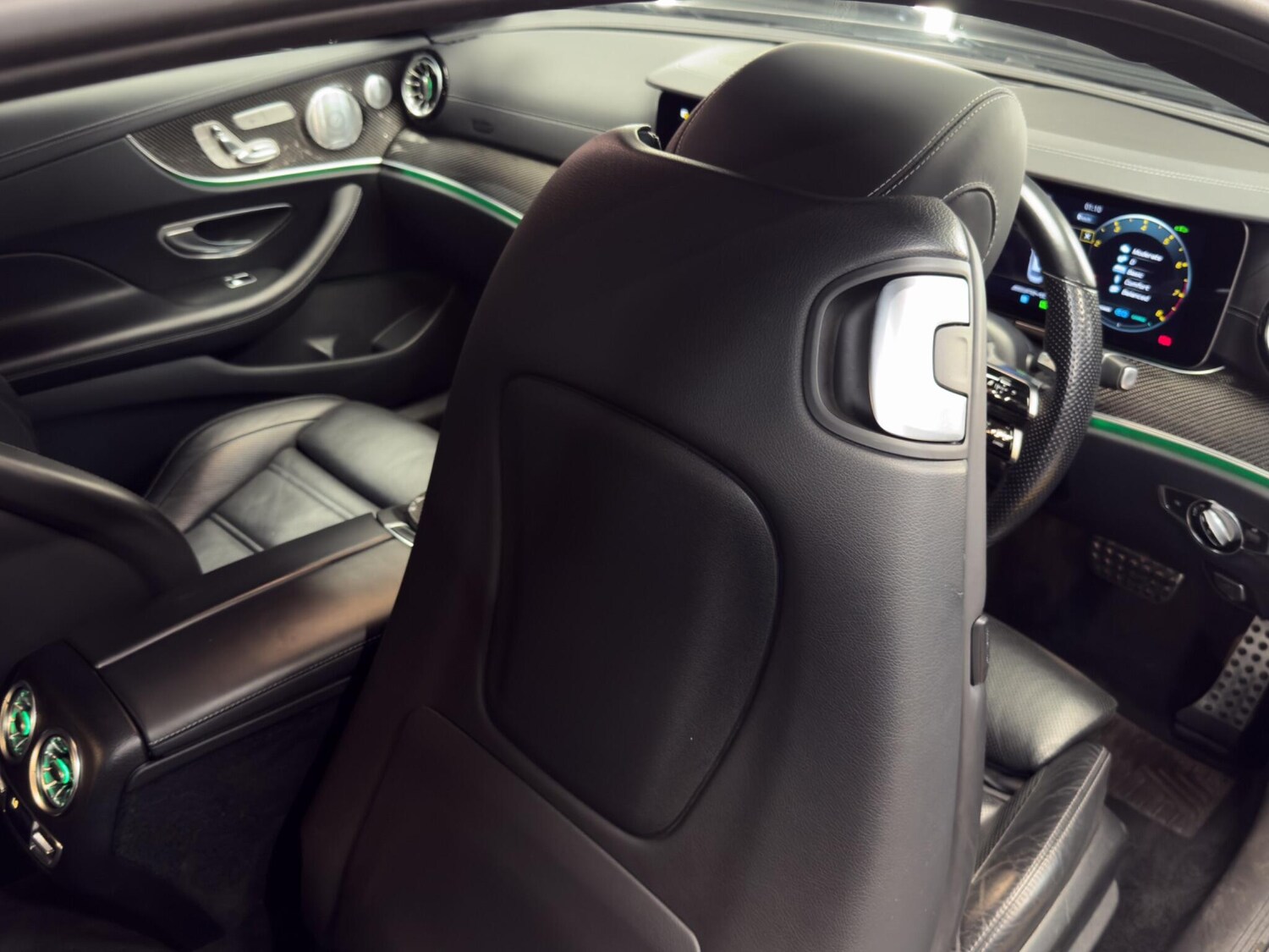 Used Mercedes-Benz E Class for sale - 77940689: Photo 28