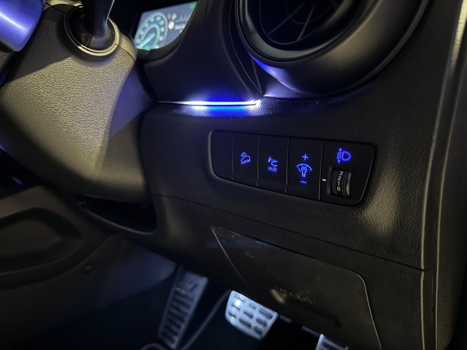 Used Hyundai KONA 2021 for sale - 76850210: Photo 34