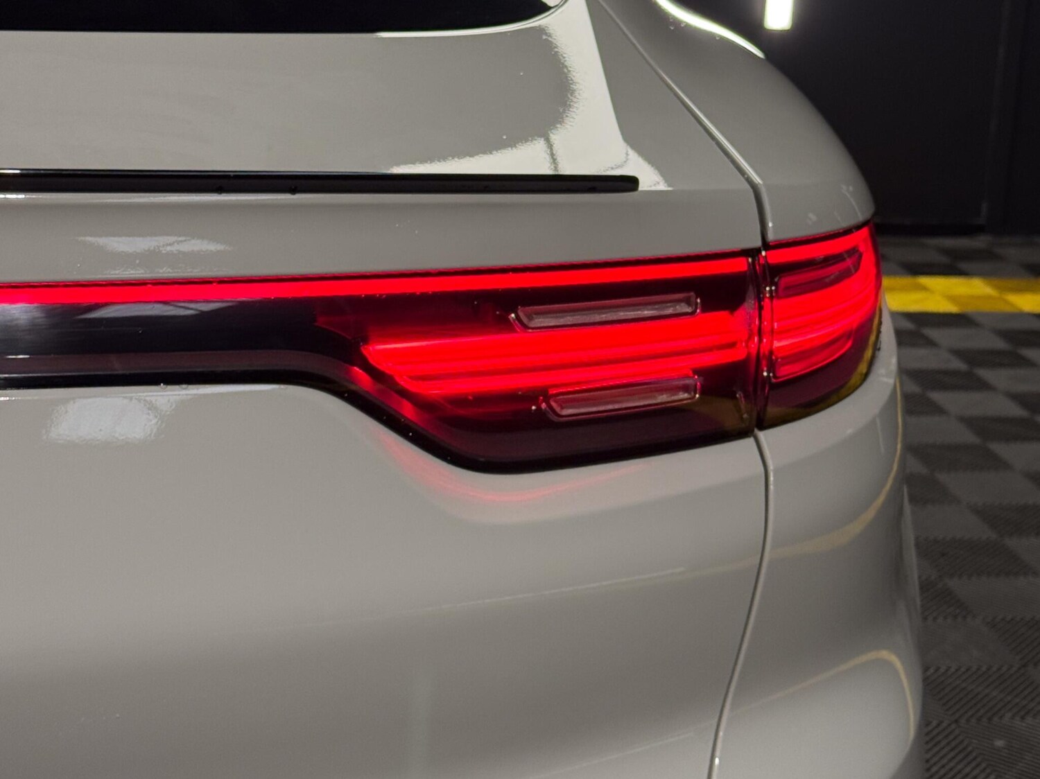 Used Porsche Cayenne 2020 for sale - 77696094: Photo 11