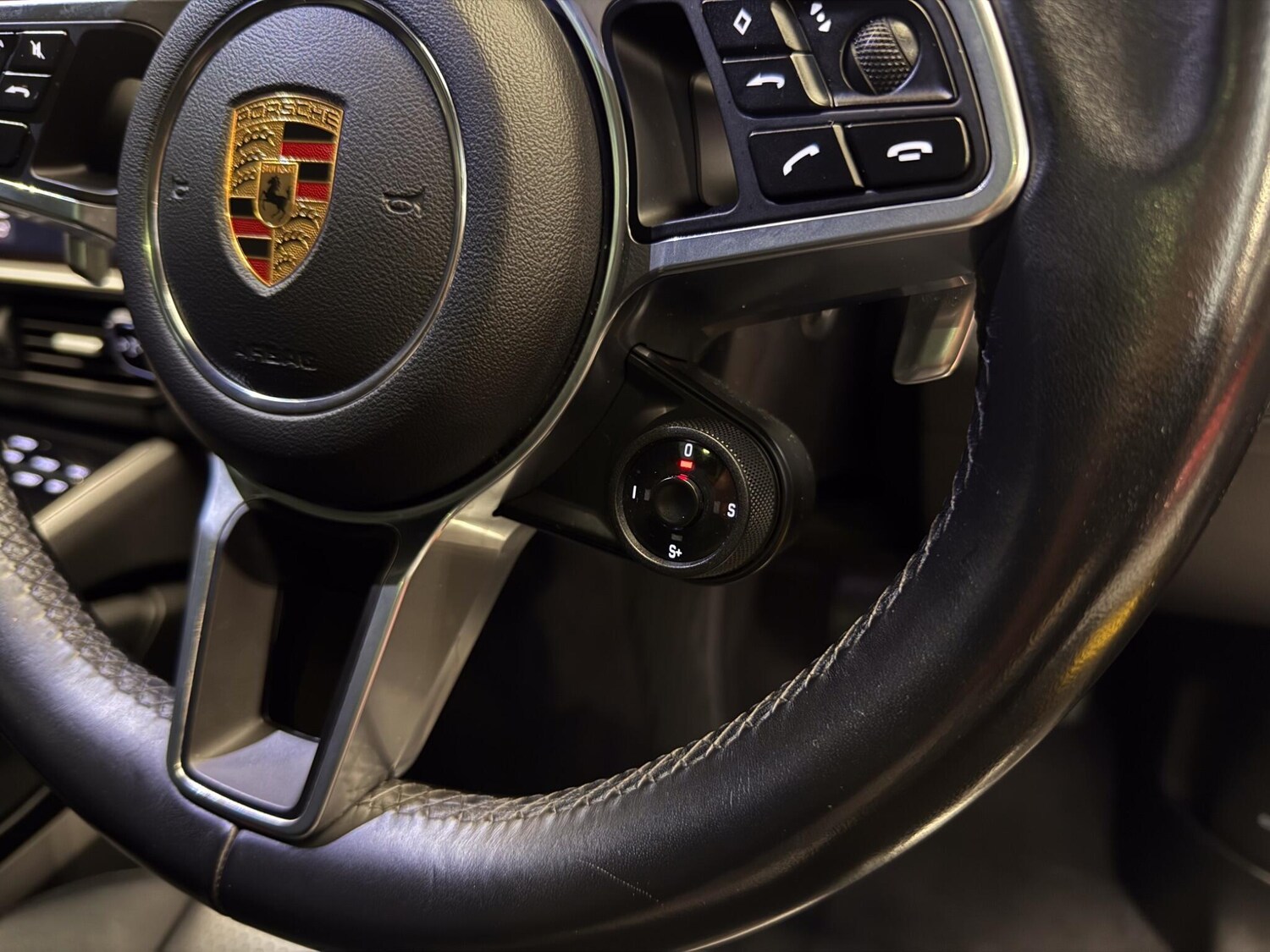 Used Porsche Cayenne 2020 for sale - 77696094: Photo 30