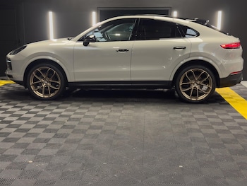 Used Porsche Cayenne 2020 for sale - 77696094: Photo