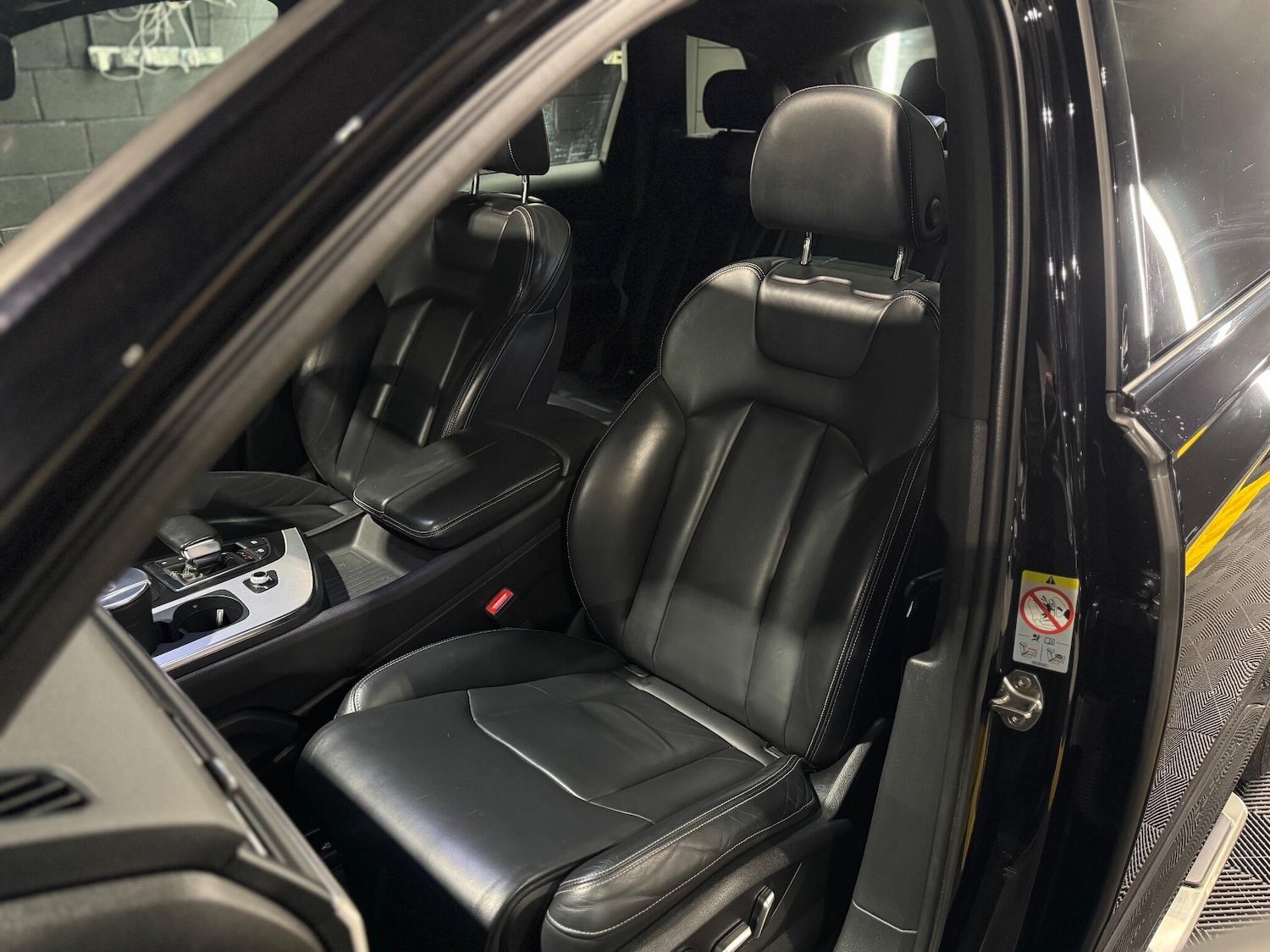 Used Audi SQ7 for sale - 77242479: Photo 19