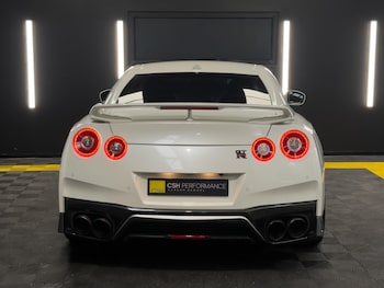 Used Nissan GT-R 2016 for sale - 78600800: Photo