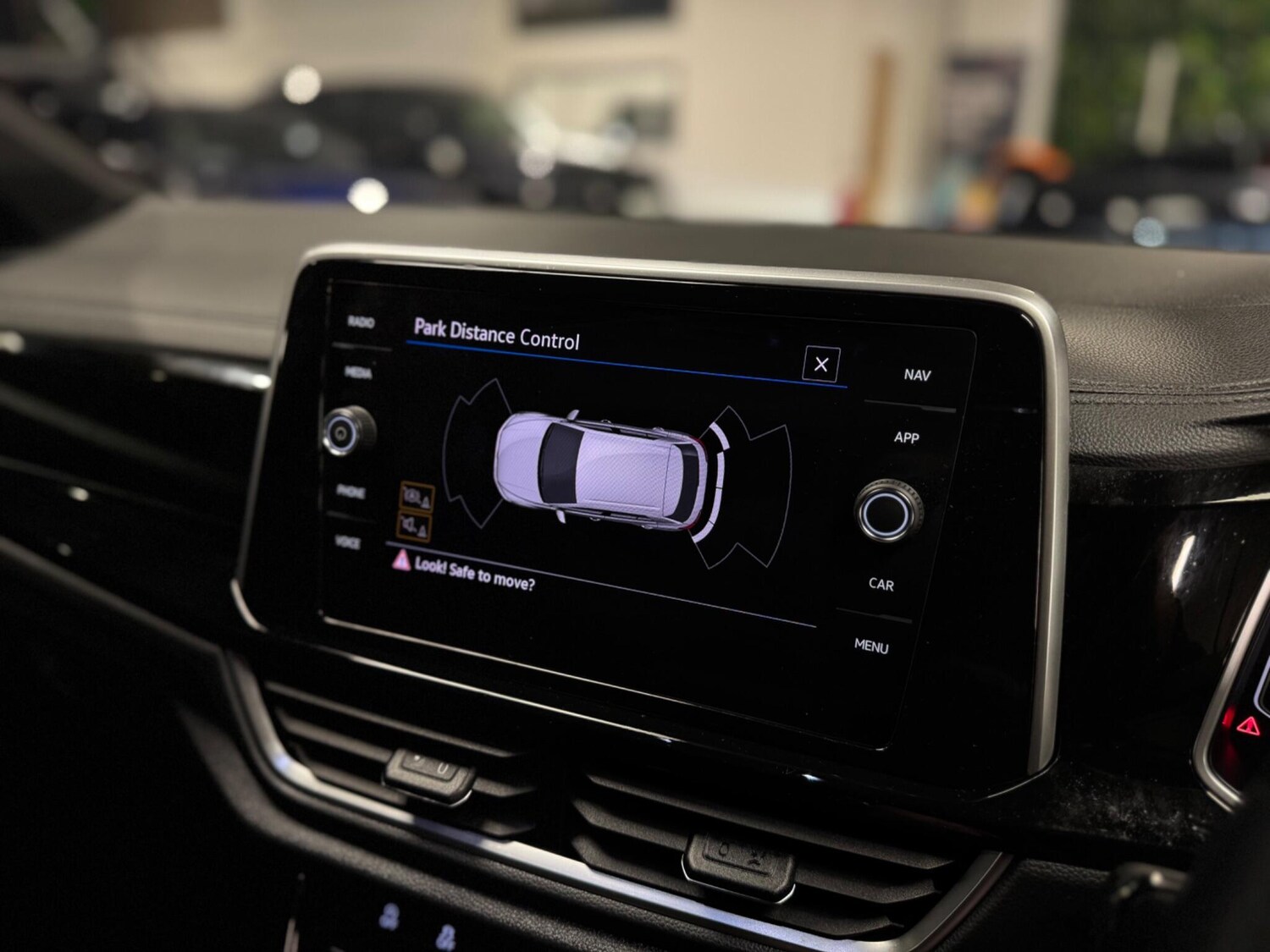 Used Volkswagen T-Roc 2022 for sale - 77510828: Photo 29