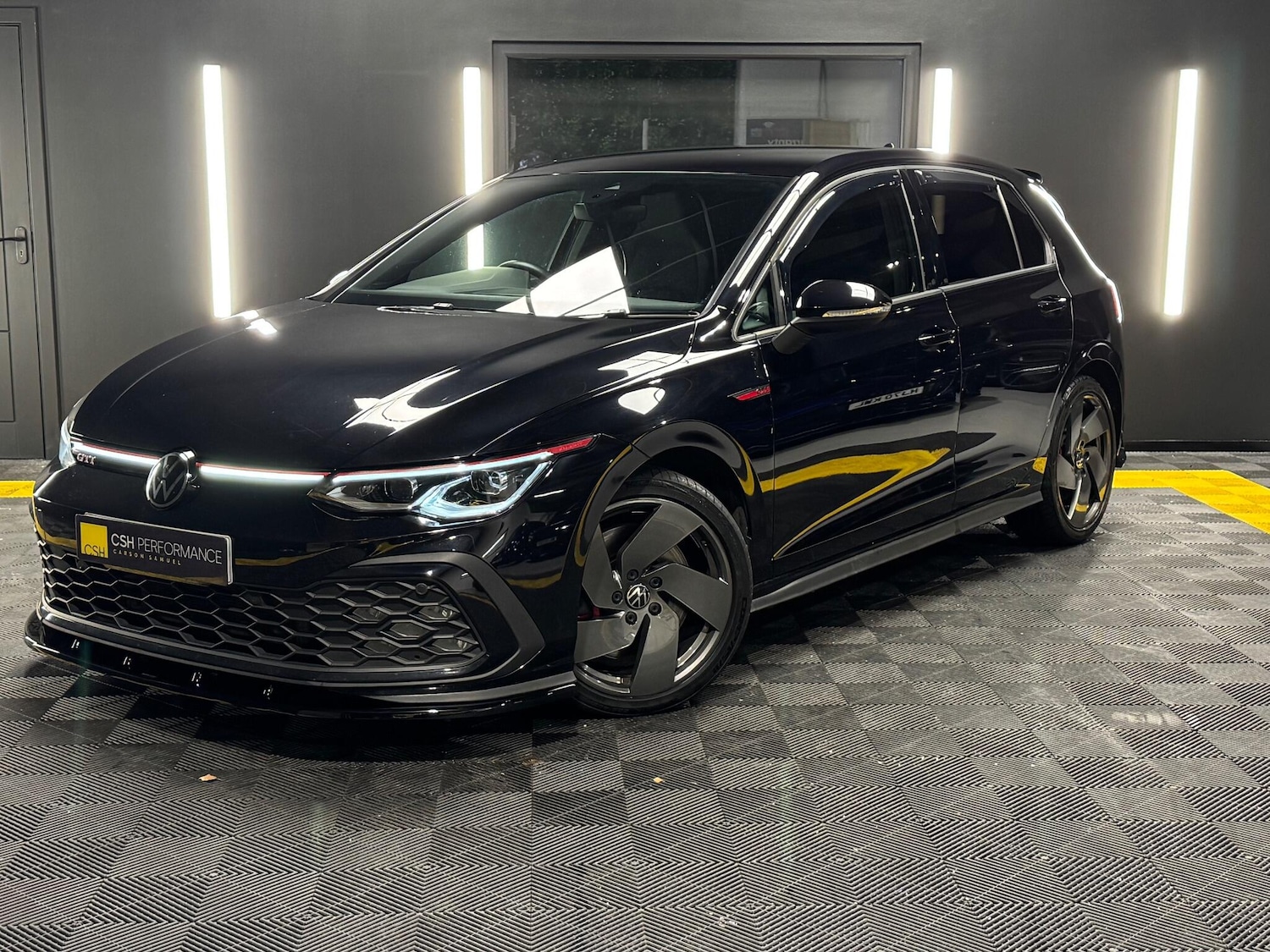 Used Volkswagen Golf 2021 for sale - 76976463: Photo 1