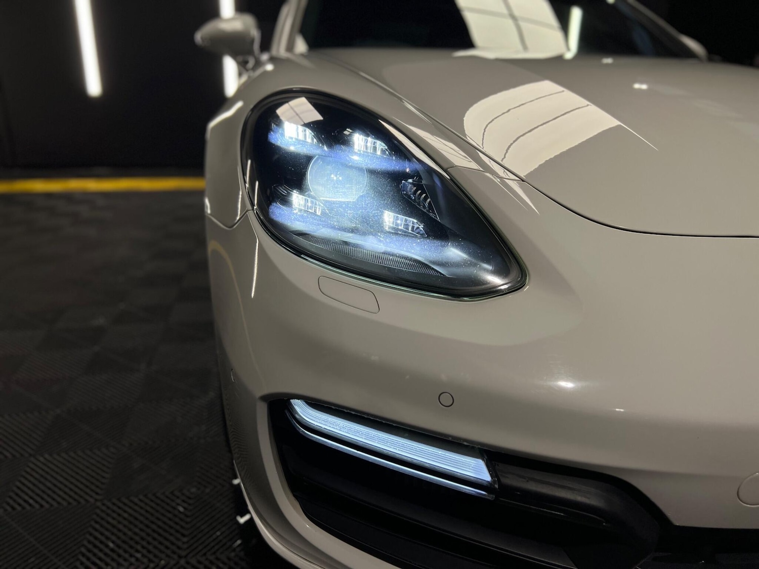 Used Porsche Panamera 2017 for sale - 77278697: Photo 16