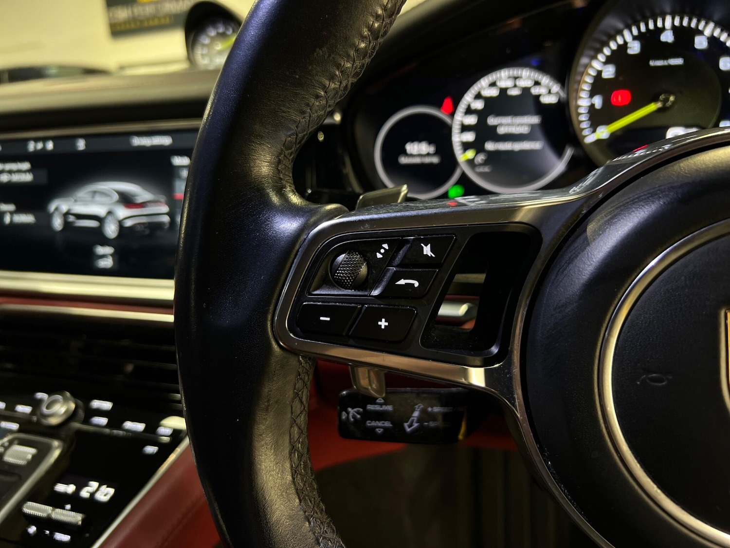 Used Porsche Panamera 2017 for sale - 77278697: Photo 32