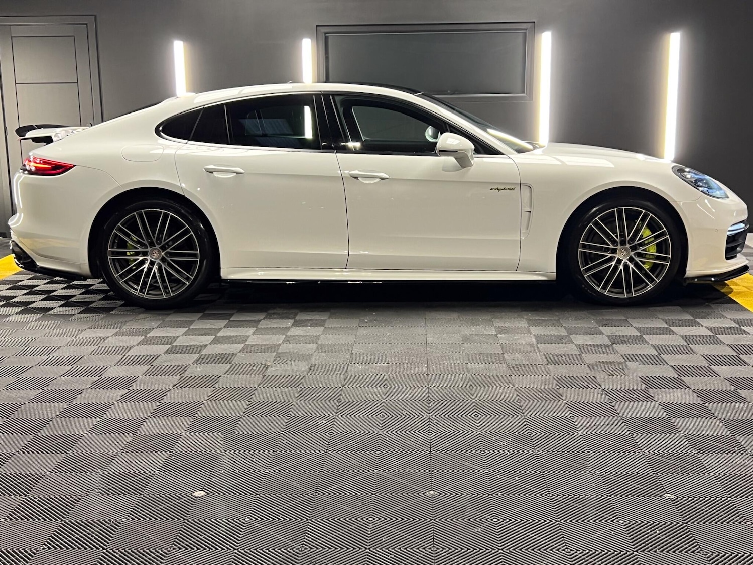 Used Porsche Panamera 2017 for sale - 77278697: Photo 5