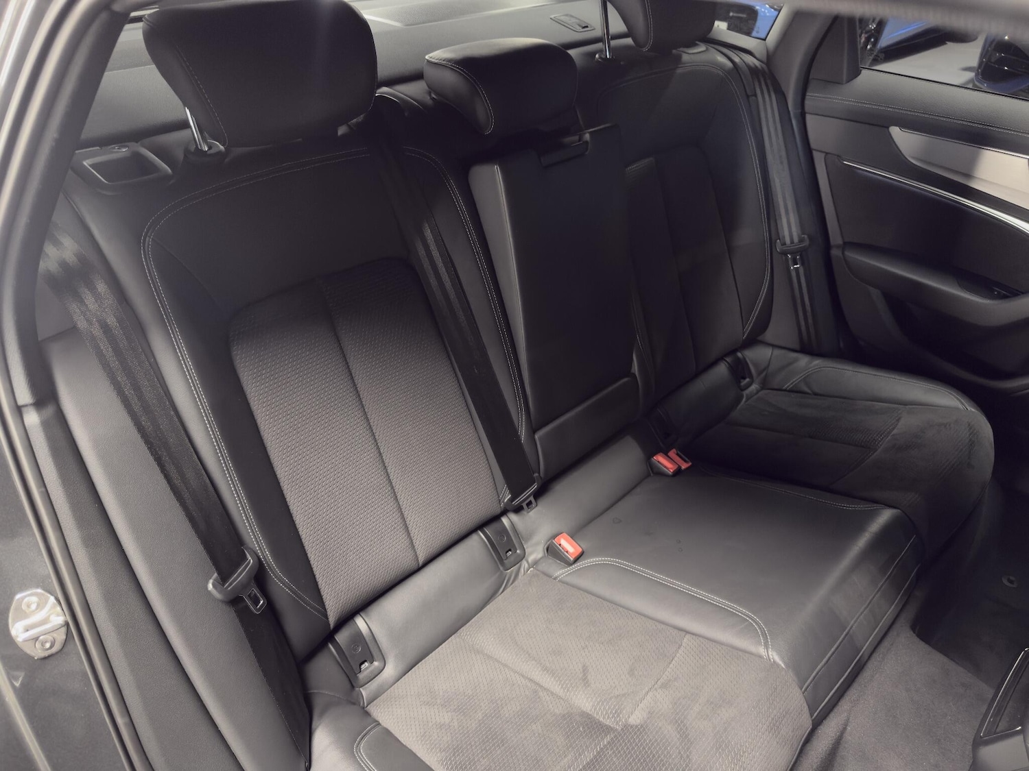 Used Audi A6 Saloon for sale - 77131507: Photo 21