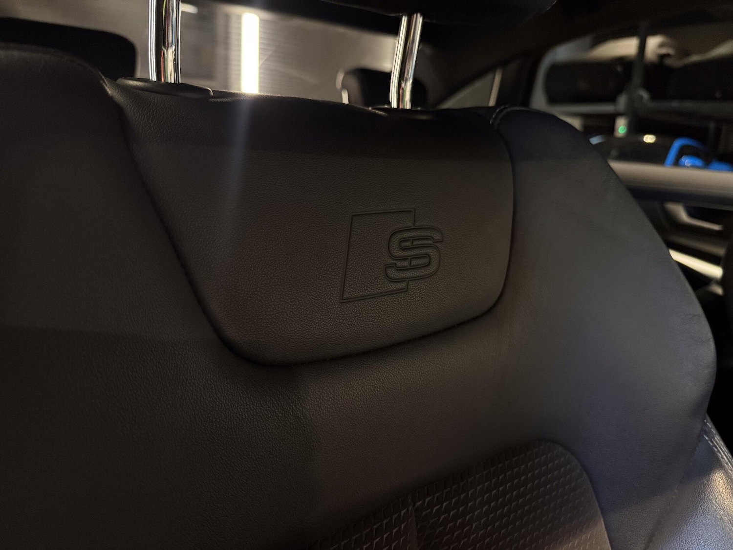 Used Audi A6 Saloon for sale - 77131507: Photo 23