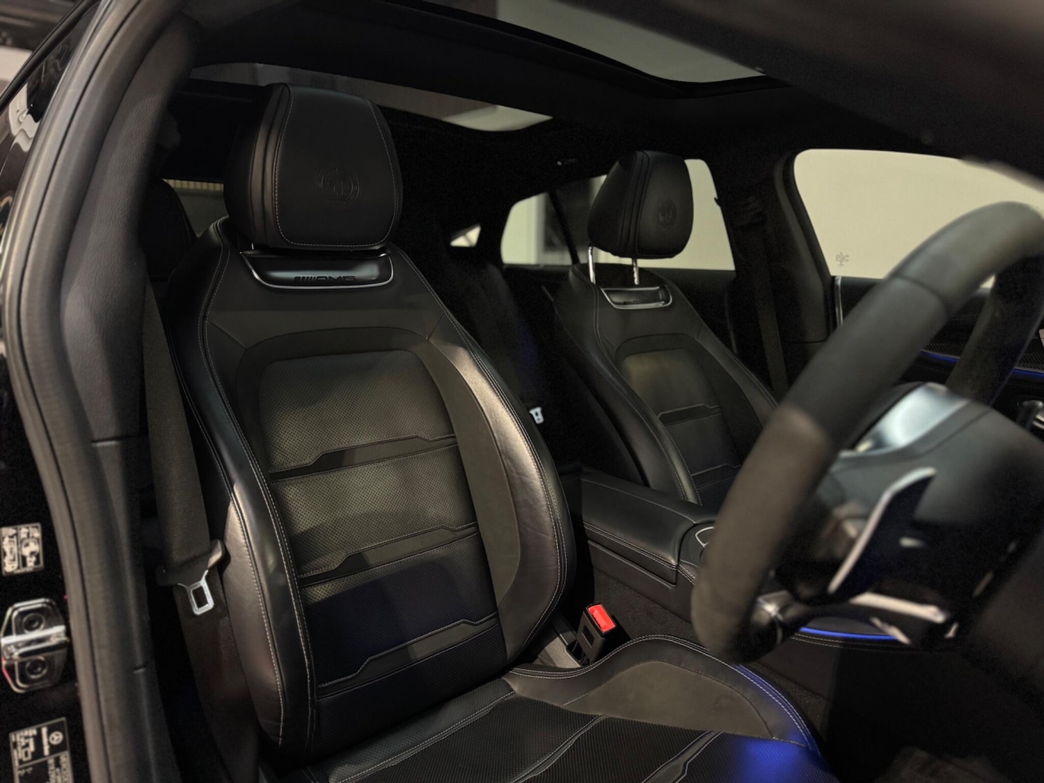 Used Mercedes-Benz AMG GT 2020 for sale - 76752909: Photo 14