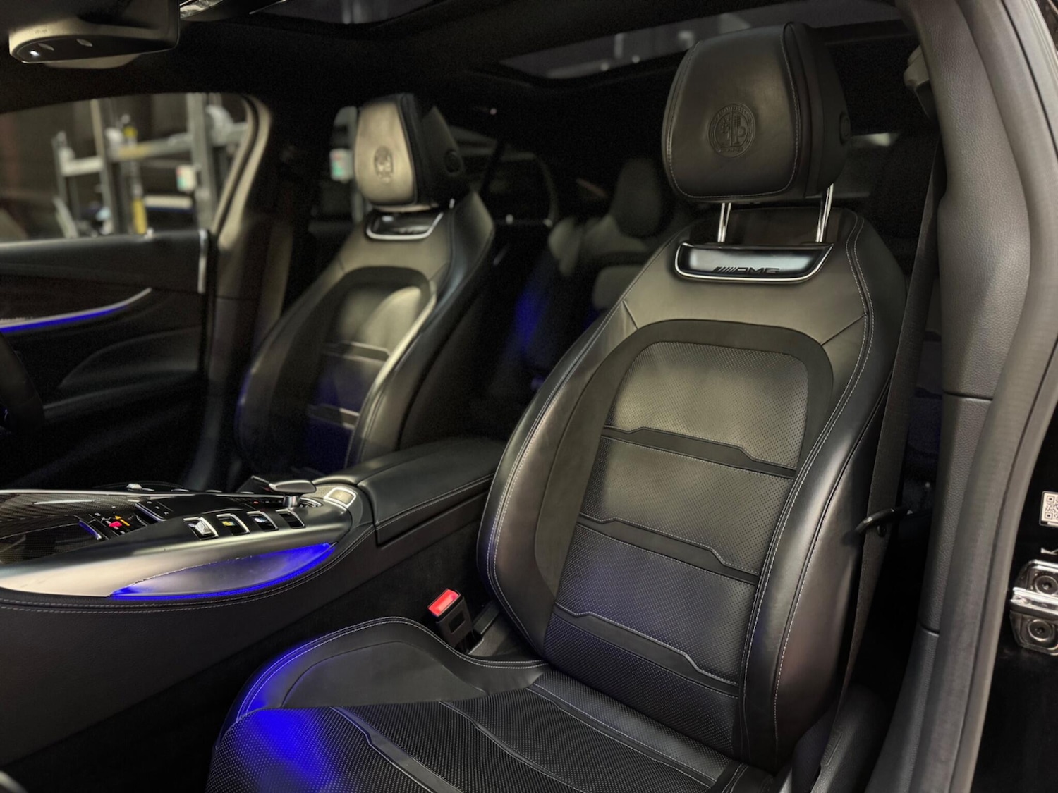 Used Mercedes-Benz AMG GT 2020 for sale - 76752909: Photo 17