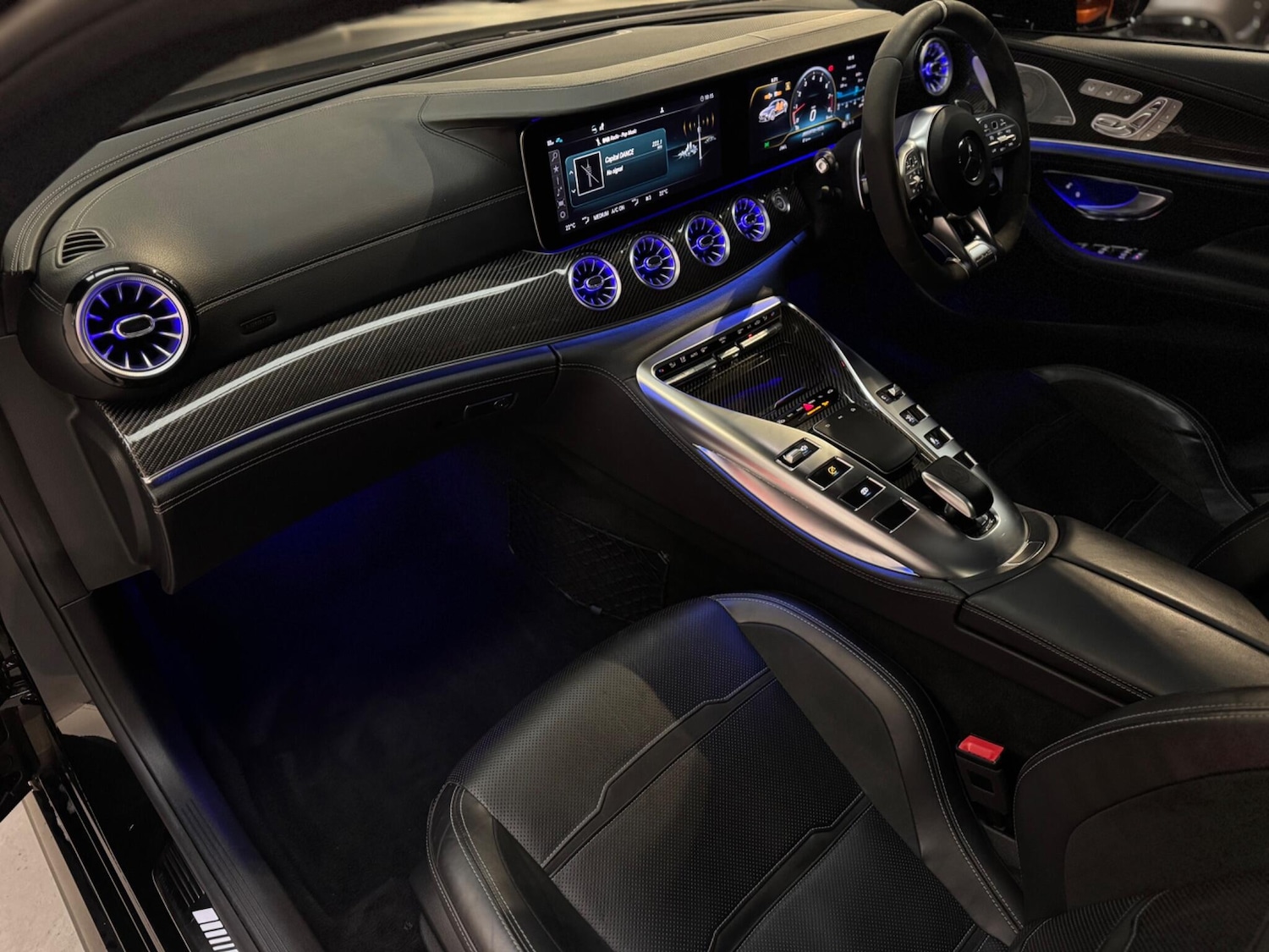 Used Mercedes-Benz AMG GT 2020 for sale - 76752909: Photo 18