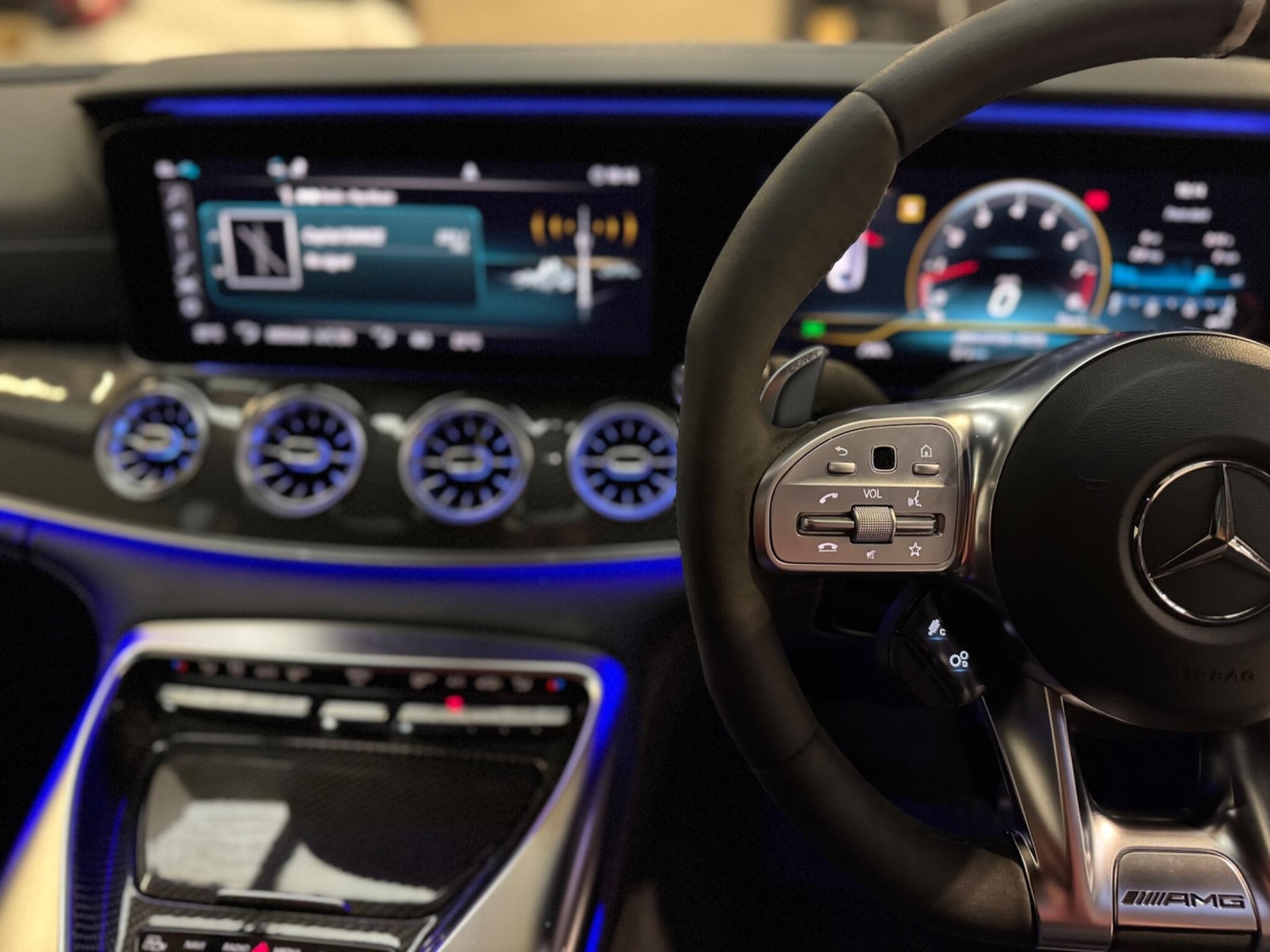 Used Mercedes-Benz AMG GT 2020 for sale - 76752909: Photo 24