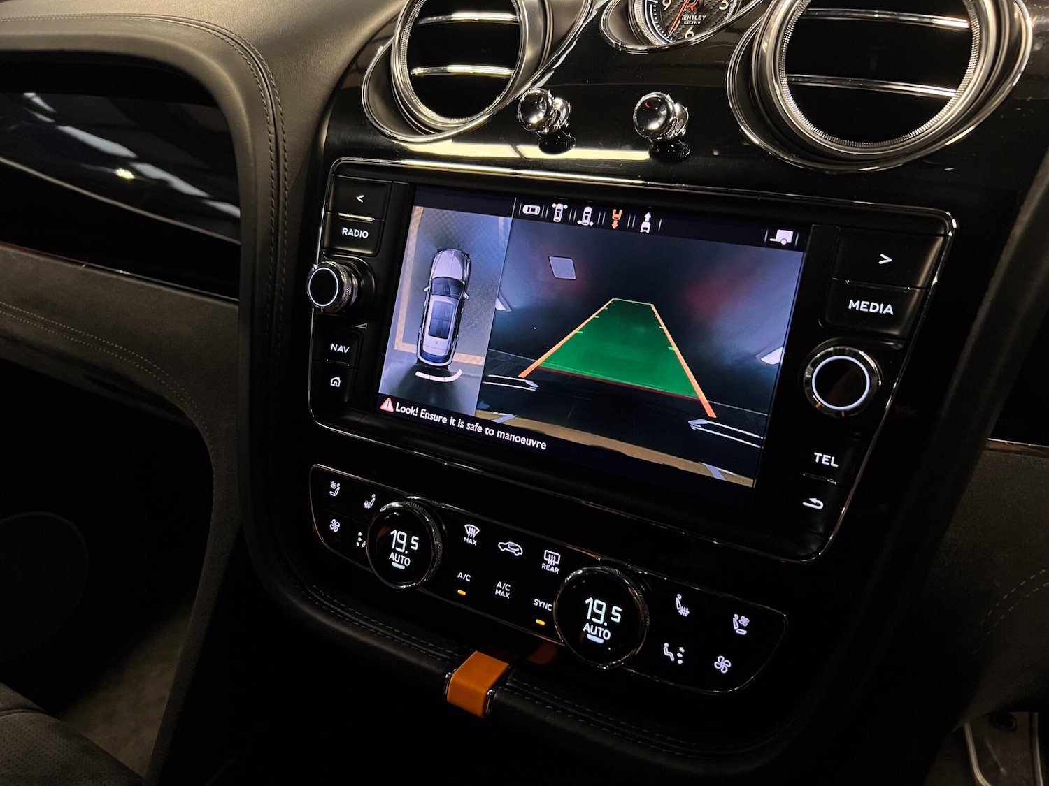 Used Bentley Bentayga 2020 for sale - 77331185: Photo 40