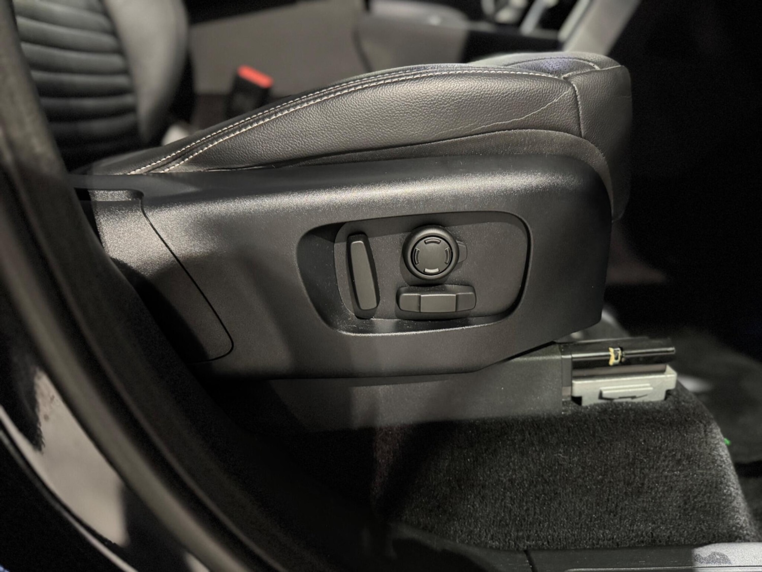 Used Land Rover Discovery 2021 for sale - 76849929: Photo 22