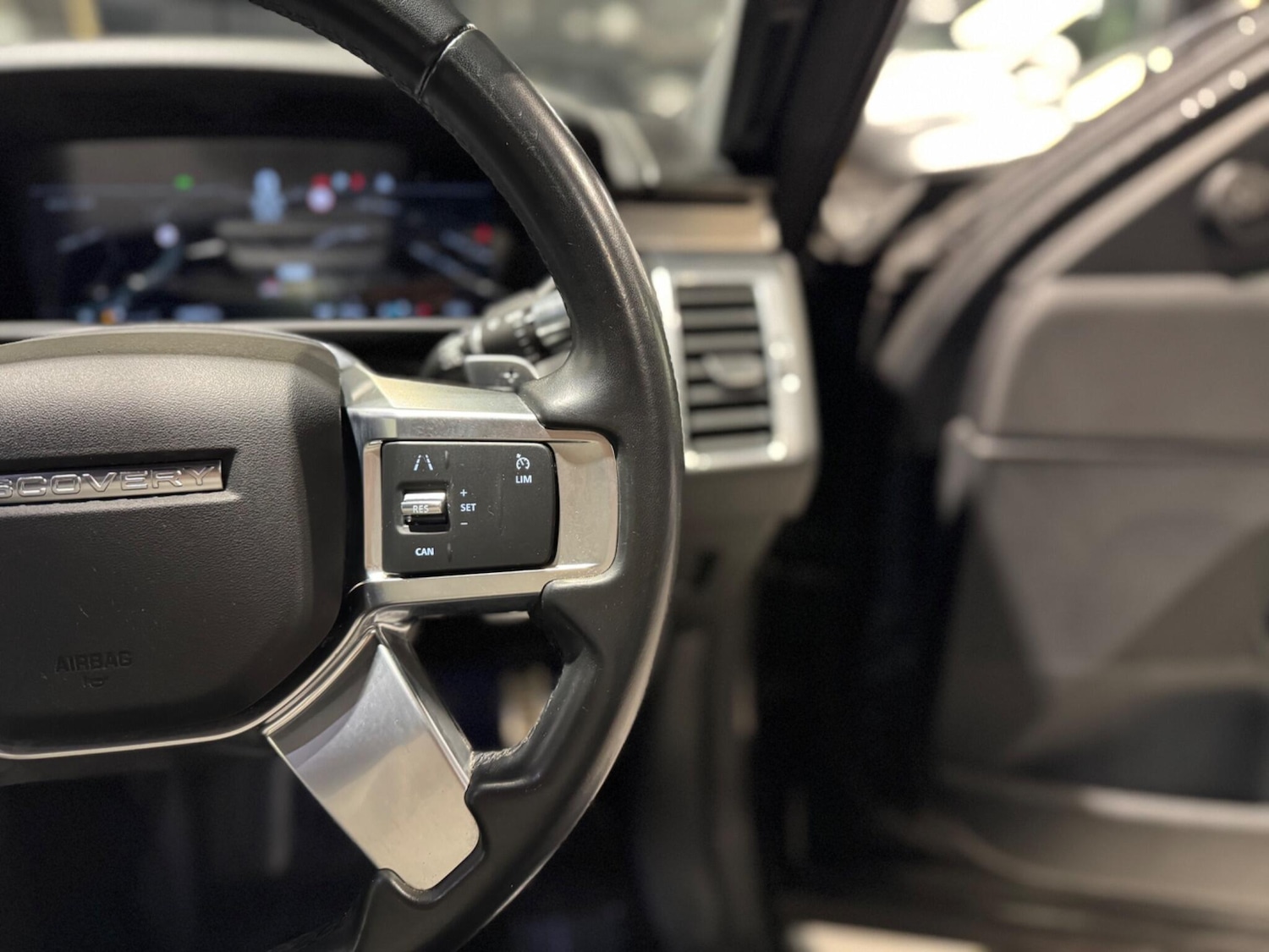 Used Land Rover Discovery 2021 for sale - 76849929: Photo 27