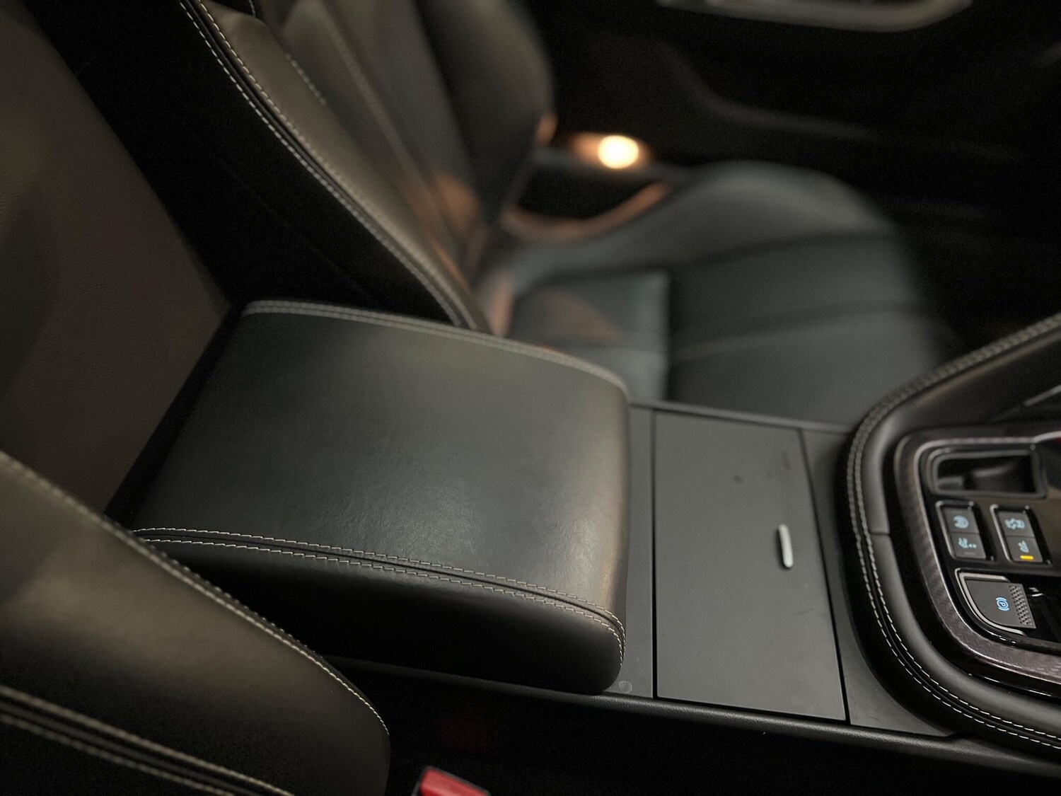 Used Jaguar F-Type for sale - 76658922: Photo 37