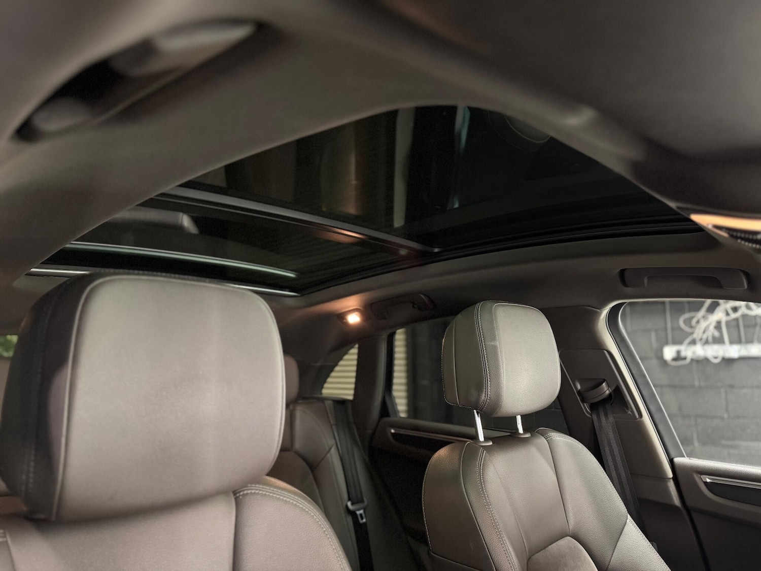 Used Porsche Macan 2019 for sale - 76965582: Photo 15