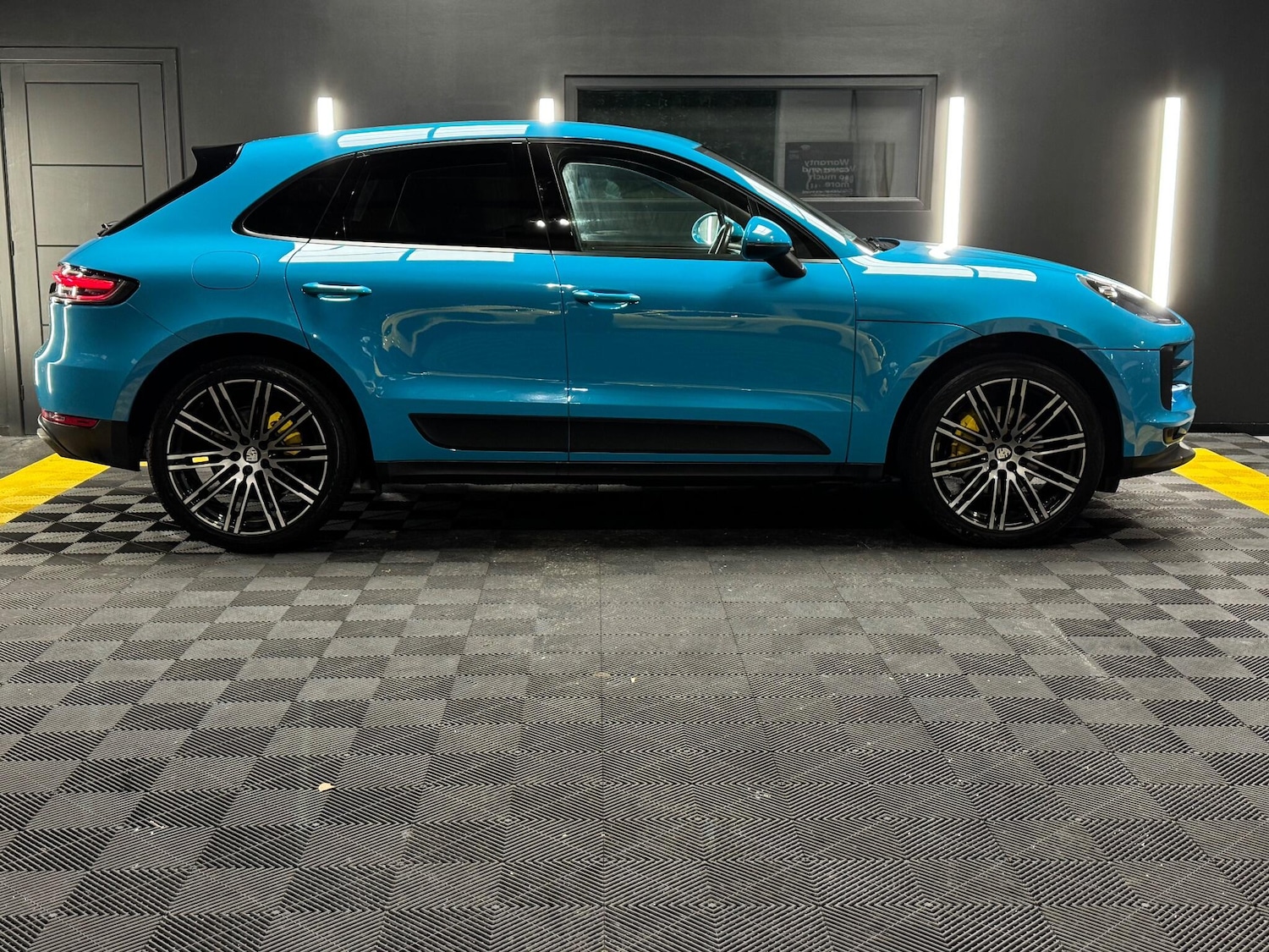 Used Porsche Macan 2019 for sale - 76965582: Photo 5
