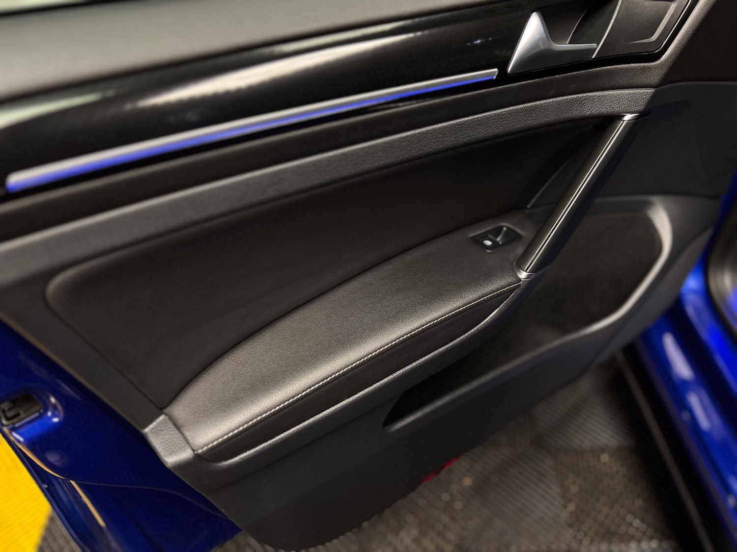 Used Volkswagen Golf 2018 for sale - 77255352: Photo 37