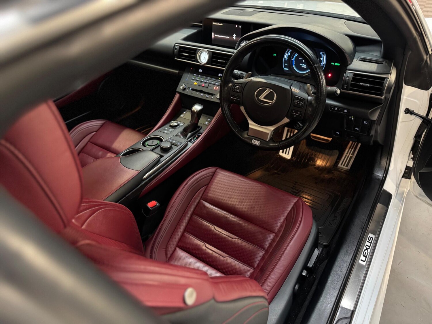 Used Lexus RC 2018 for sale - 76658301: Photo 15