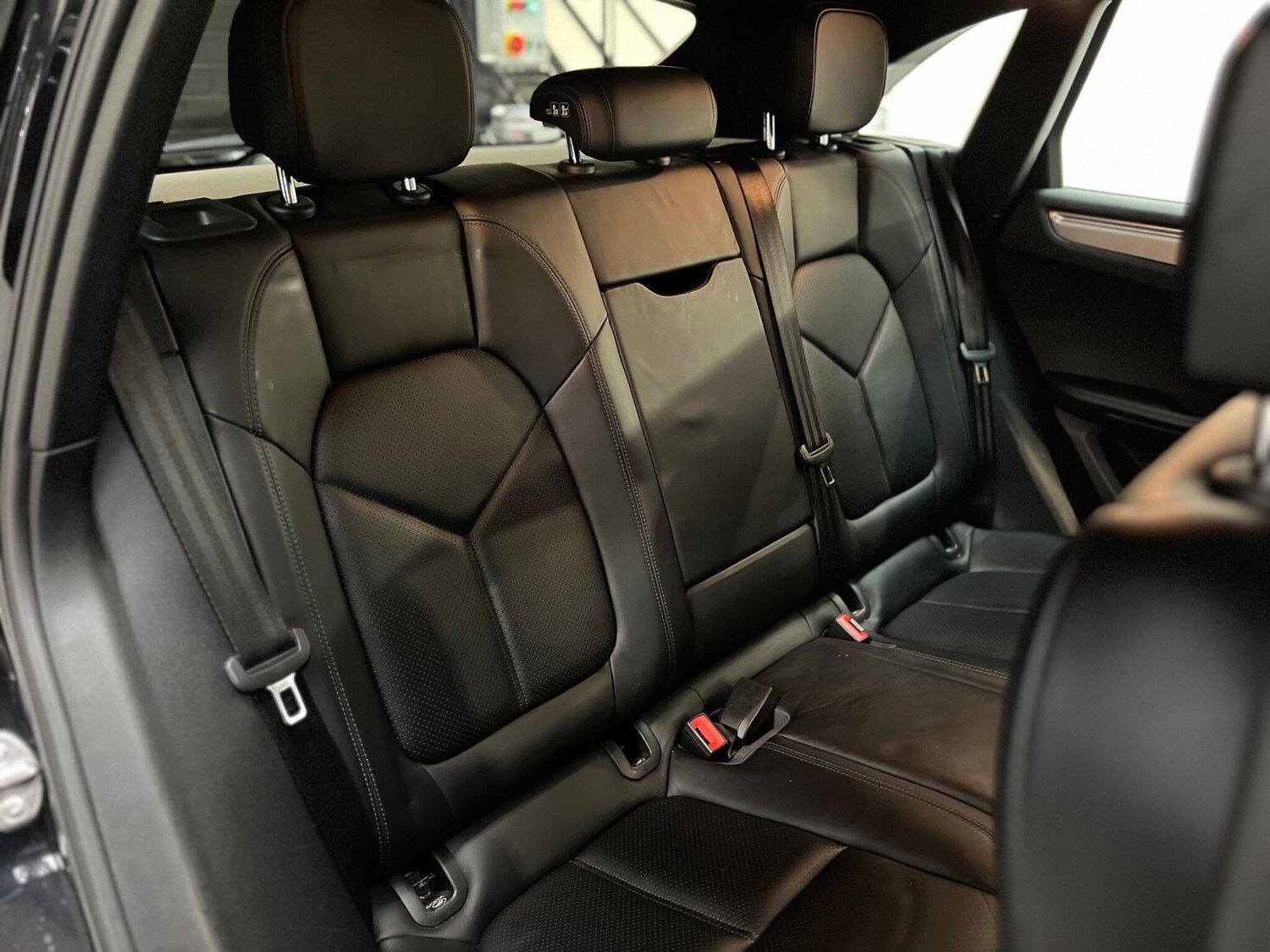 Used Porsche Macan 2015 for sale - 76657250: Photo 18