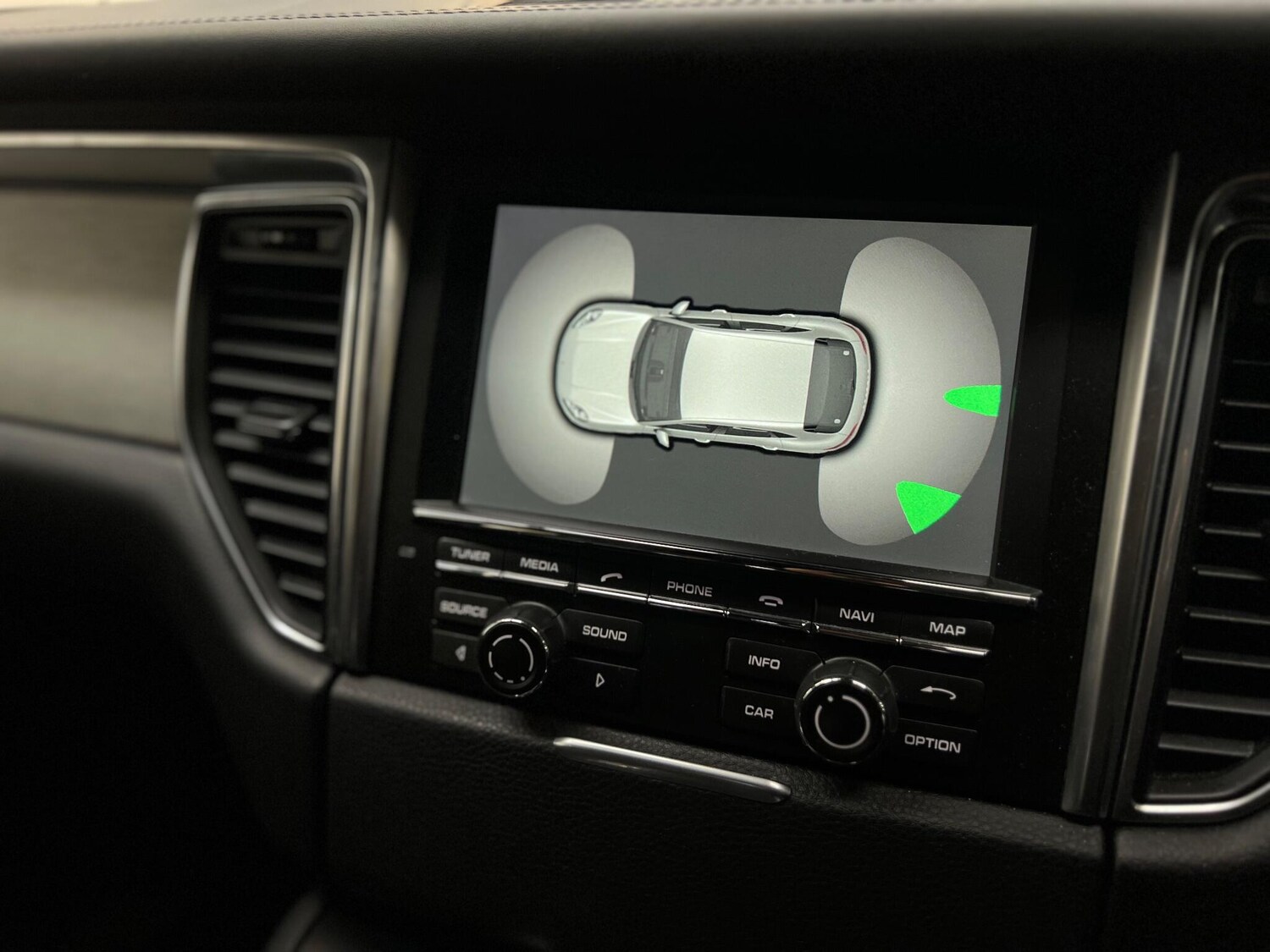 Used Porsche Macan 2015 for sale - 76657250: Photo 26