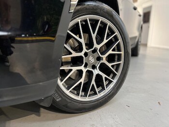 Used Porsche Macan 2015 for sale - 76657250: Photo