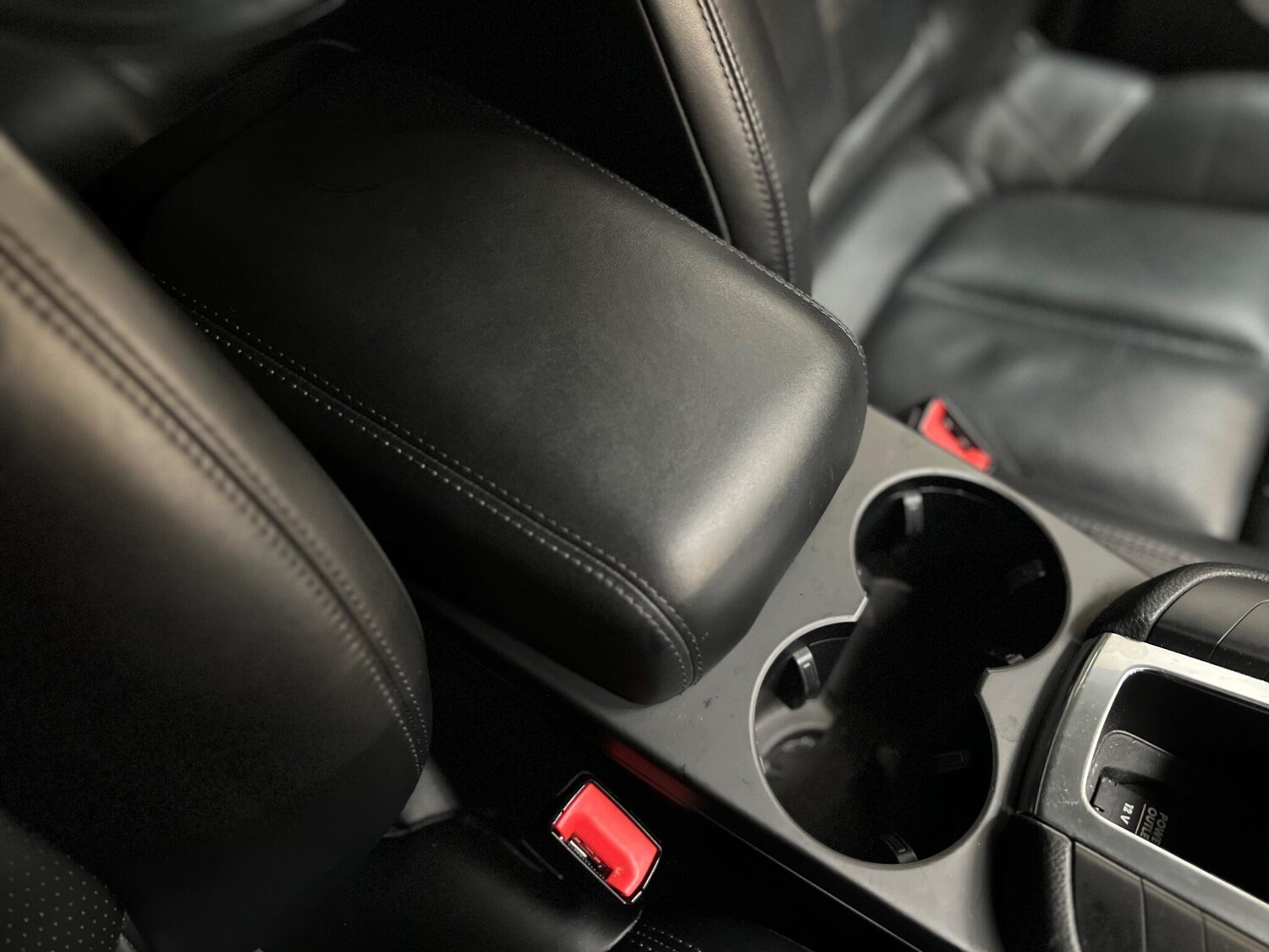 Used Porsche Macan 2015 for sale - 76657250: Photo 31