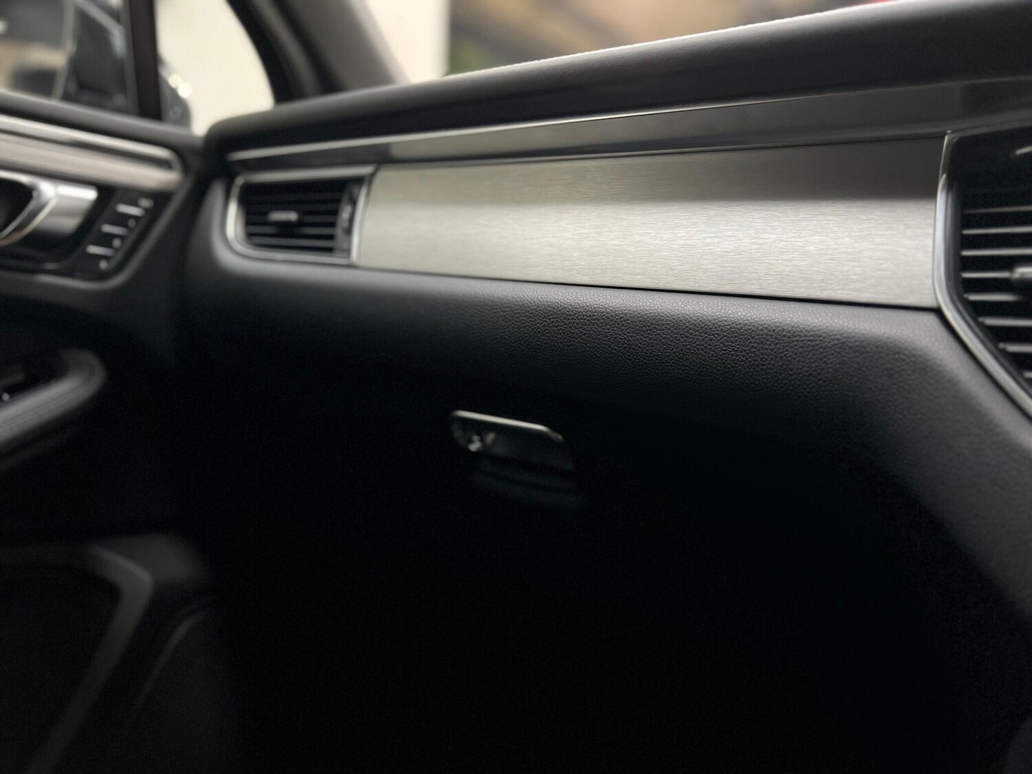 Used Porsche Macan 2015 for sale - 76657250: Photo 34