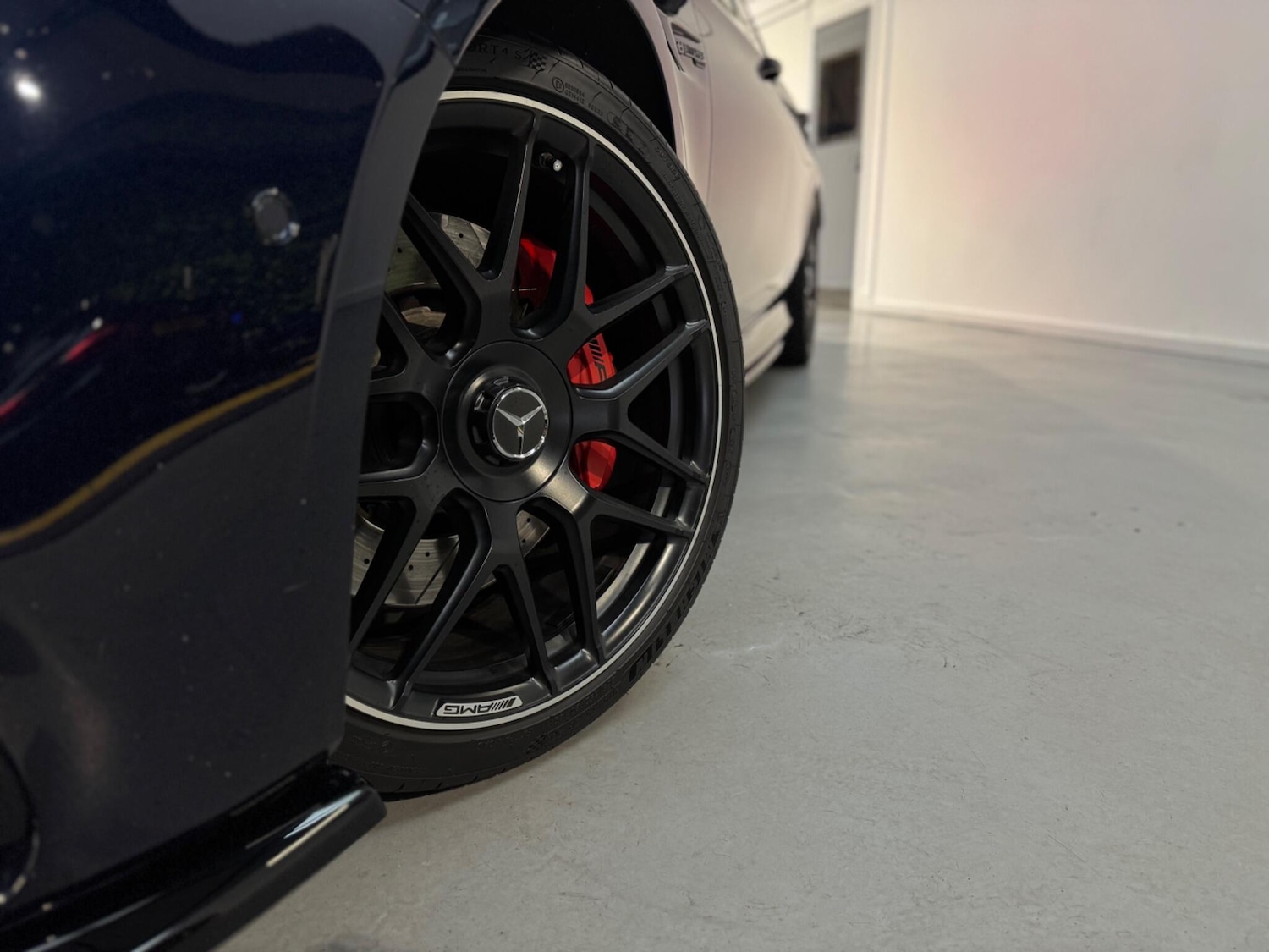 Used Mercedes-Benz E Class for sale - 76658791: Photo 2