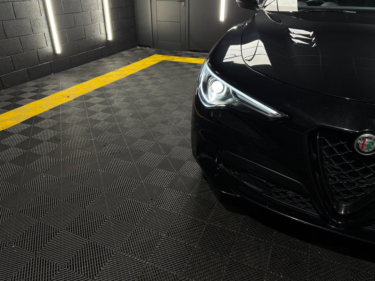 Used Alfa Romeo Stelvio 2022 for sale - 77229643: Photo 11