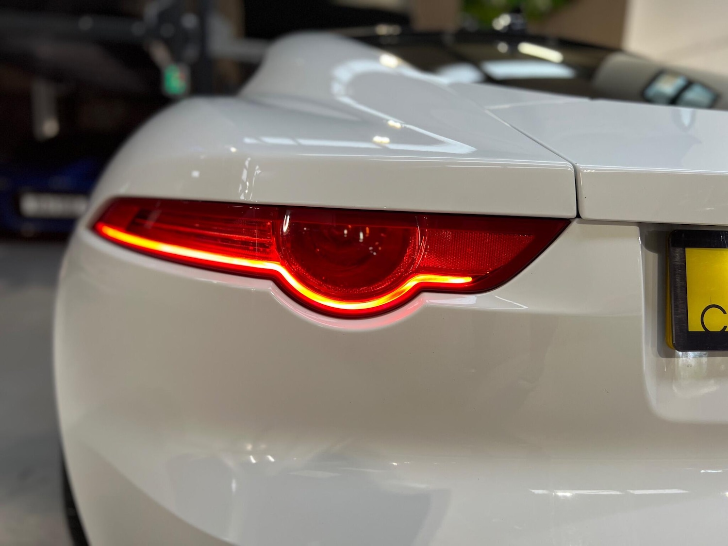 Used Jaguar F-Type for sale - 76996367: Photo 25