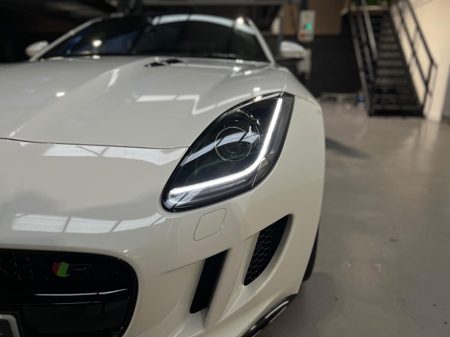 Used Jaguar F-Type for sale - 76996367: Photo 30