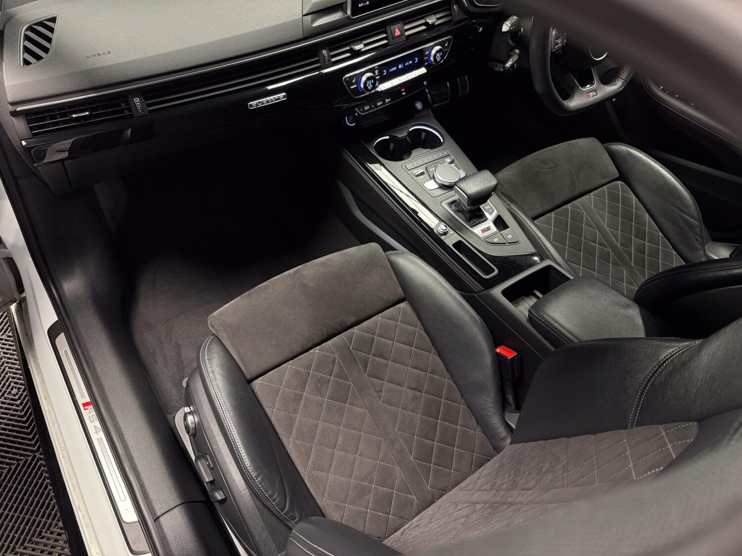 Used Audi RS4 2019 for sale - 77783565: Photo 26