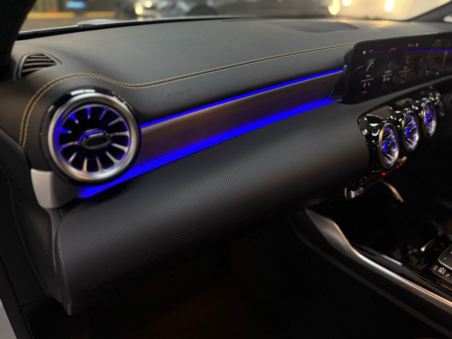 Used Mercedes-Benz A-Class for sale - 76659390: Photo 42