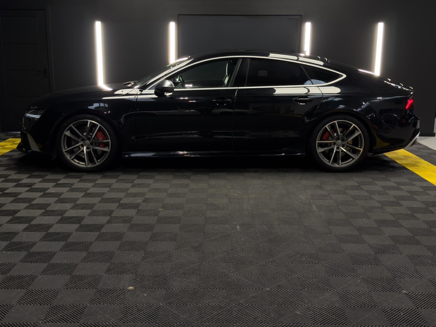 Used Audi RS7 for sale - 77670931: Photo 4