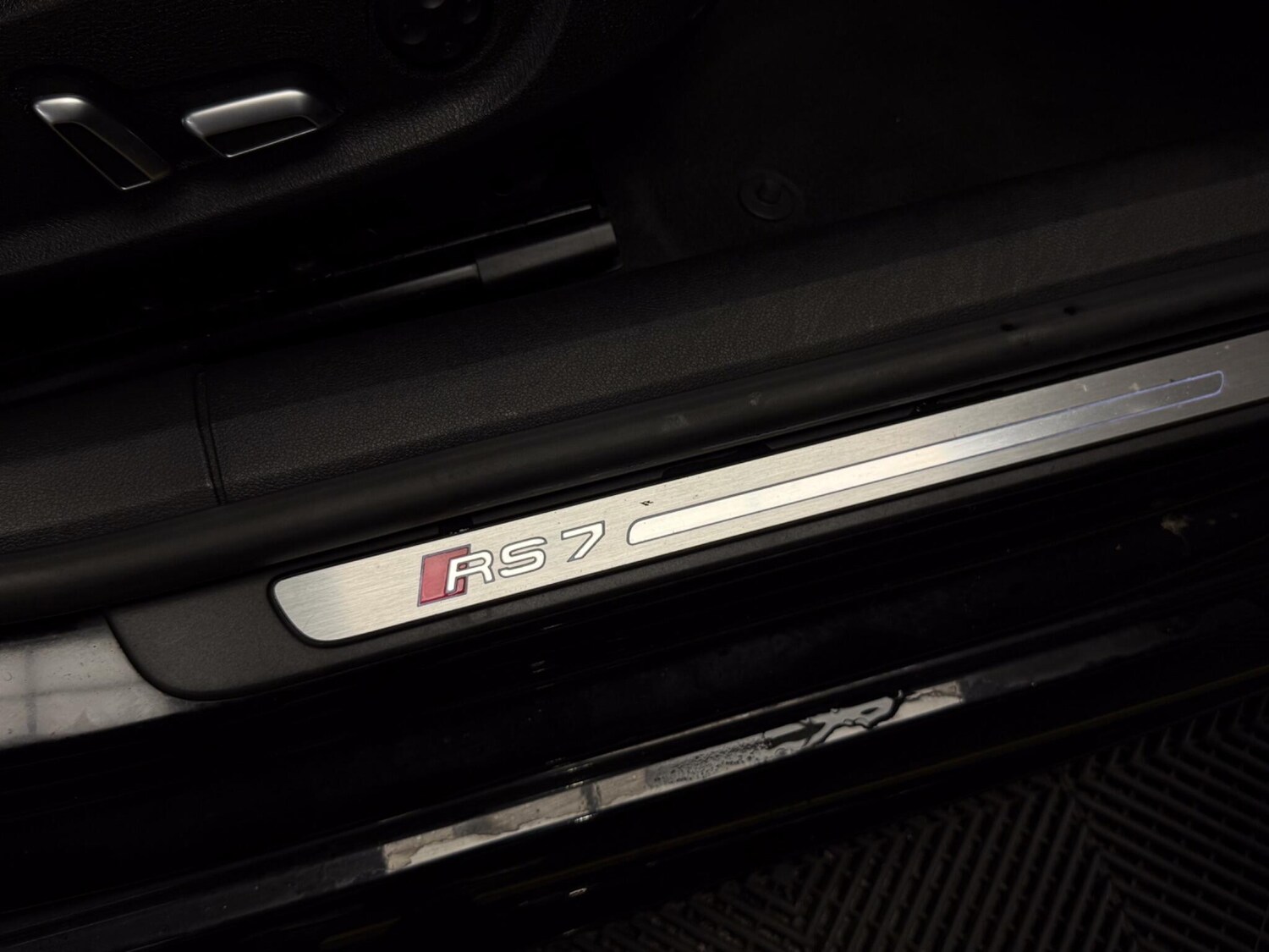 Used Audi RS7 for sale - 77670931: Photo 40