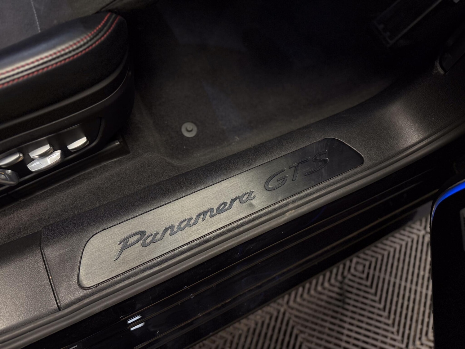 Used Porsche Panamera 2021 for sale - 77626098: Photo 42