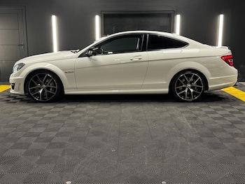 Used Mercedes-Benz C Class 2014 for sale - 77074878: Photo