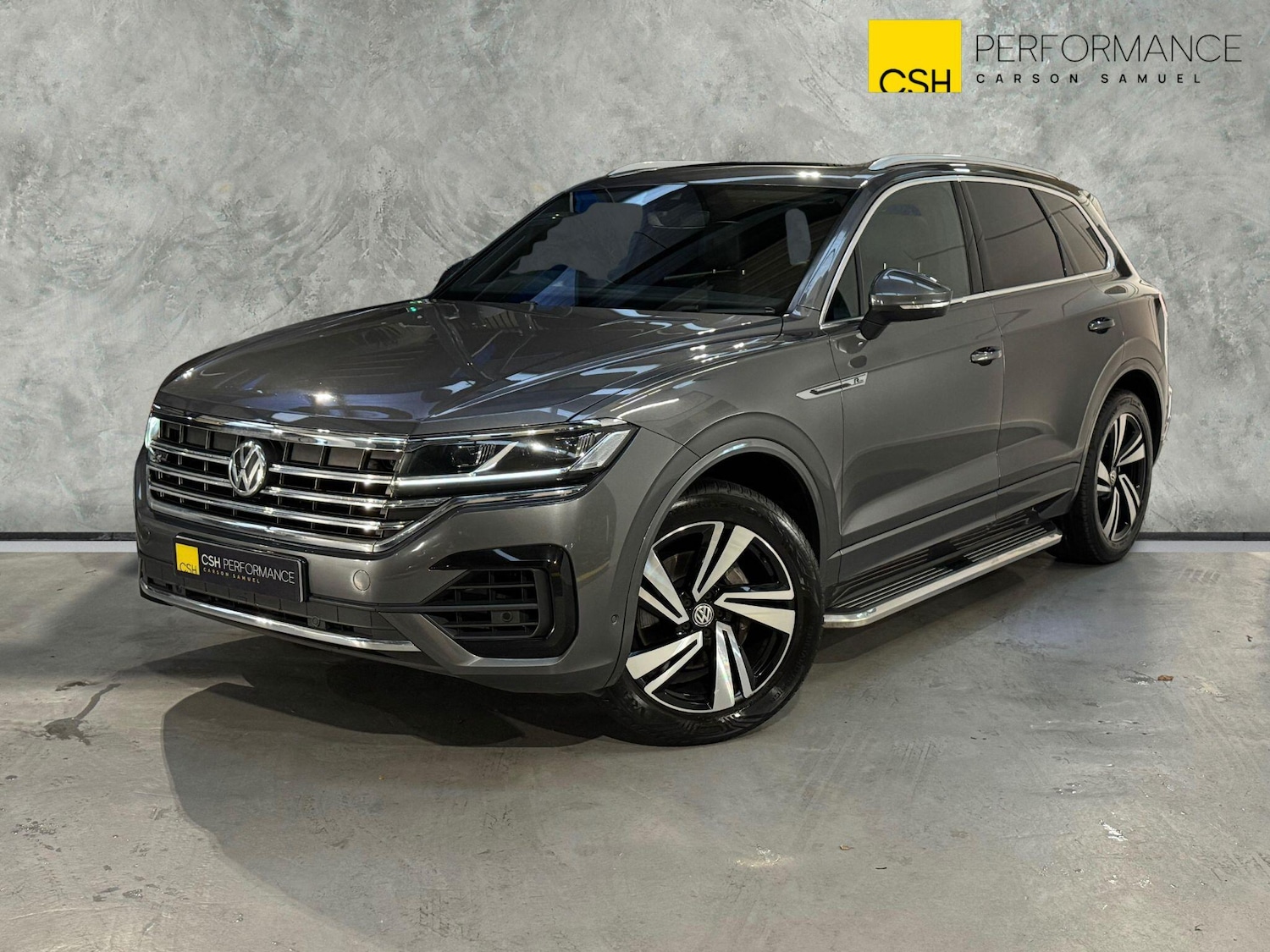 Used Volkswagen Touareg 2018 for sale - 76702320: Photo 1