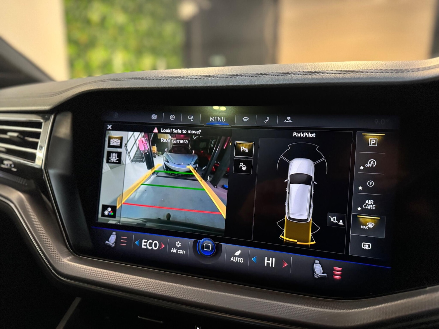 Used Volkswagen Touareg 2018 for sale - 76702320: Photo 26