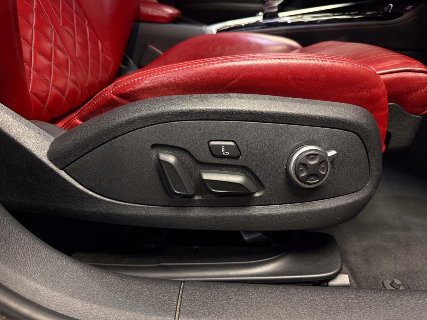 Used Audi A4 2019 for sale - 77969784: Photo 33