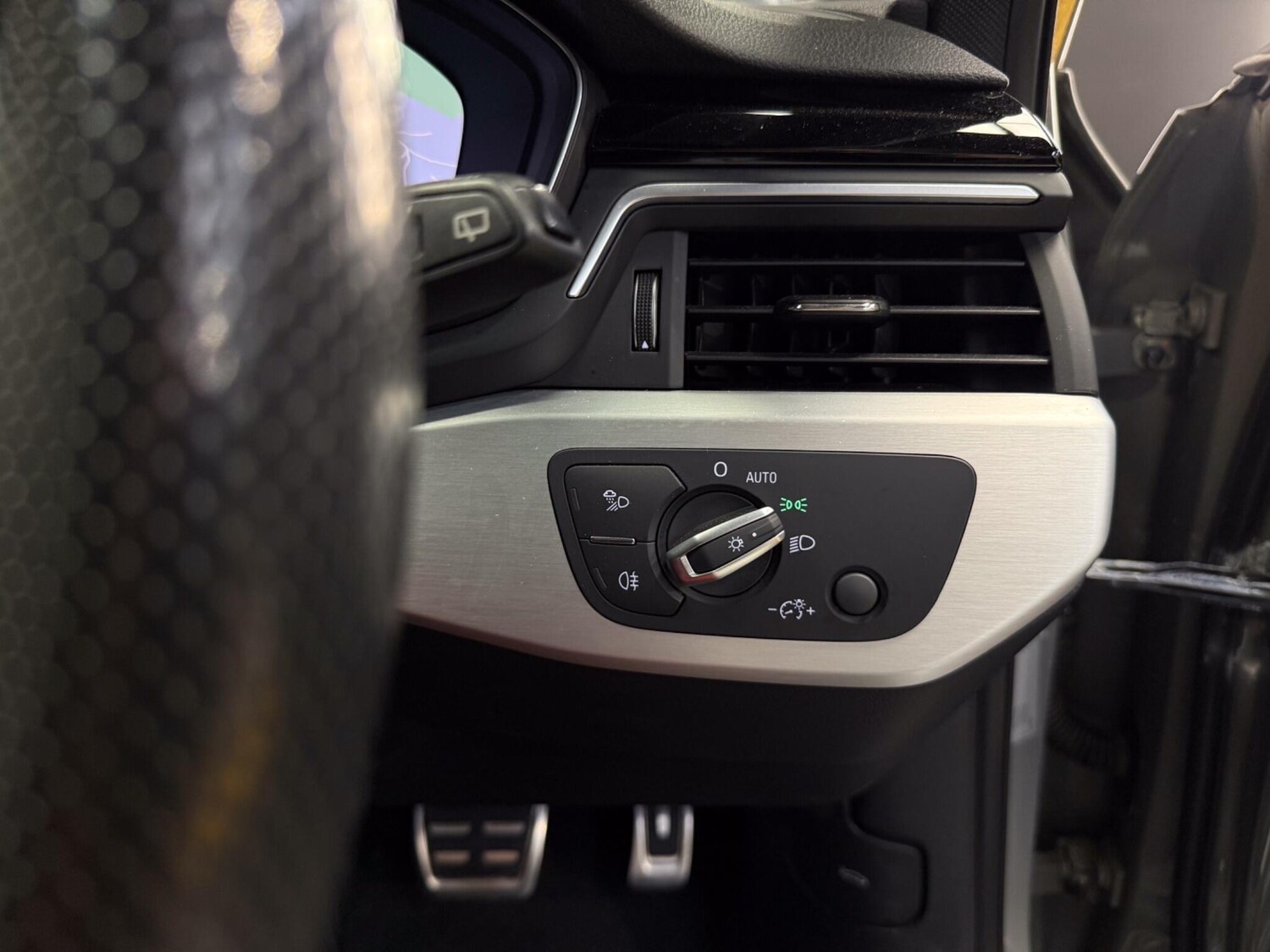 Used Audi A4 2019 for sale - 77969784: Photo 43